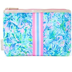 Lilly Pulitzer Printed Pouch.